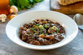 Rindfleisch Burgunder Art Im Cookit Rezept Einfache Gerichte Rindfleisch Herzhaft