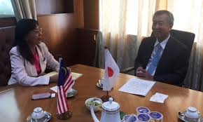 Teresa kok suh sim chinese pinyin gu s qn born 31 march 1964 is a malaysian politician she is the incumbent member of parliament for seputeh con. Courtesy Call On Minister Of Primary Industries Embassy Of Japan In Malaysia
