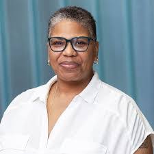 Janice Hearn's Instagram, Twitter & Facebook