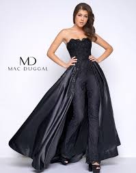 Style 26273i is the perfect dress for any of your occasions. 48442m Mac Duggal Prom Dress With Overskirt