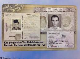 Cocok untuk komentar, perang gambar hingga status & profil sosial media, dp bbm, wa, dll. Koleksi Kad Pengenalan Bekas Perdana Menteri Malaysia Oh Media