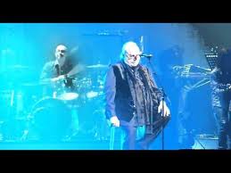 Demis Roussos Age Tendre Et Tetes De Bois Paris 2012 Youtube Age Tendre Tete De Bois Age