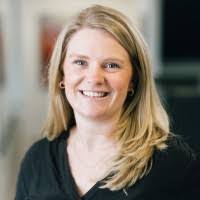 Jen Hanners's Instagram, Twitter & Facebook