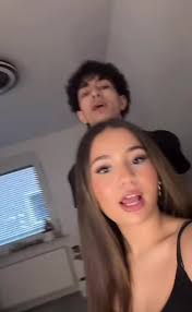 Sabrina Und Hamza Zusammen