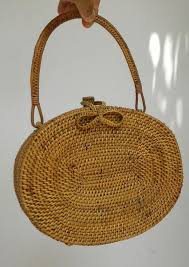 Hasil gambar untuk tas rotan yola bali