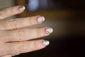Nail professionals who are untrained with the gel technology are mixing and matching uv curing lamps with different brands of gels. How Long Do Gel Nails Last