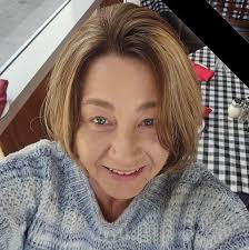 I have a dumb question but idk how to word it so that Google understands  what I mean so I'm hoping someone here can help me out. The small boats  that you