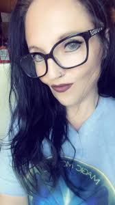 I've been addicted for about a year, I would like to add some new friends.  😁👋🏼