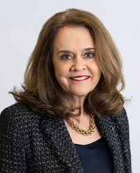 A big congratulations to alumna Sara E. Dysart (B.A. '74, J.D. '81) of Sara  E. Dysart, P.C., who was elected 2024-2025 Fellows Chair of the Texas Bar  Foundation. Dysart, a St. Mary's