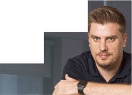 Stephen Hedgecock's Instagram, Twitter & Facebook