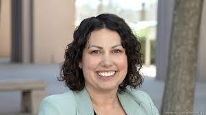 Shannon Parish's Instagram, Twitter & Facebook