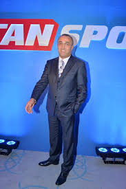 Yaptığı yatırımlar, yurt dışı ortaklıkları ve sosyal sorumluluk projeleri ile türkiye'nin önde gelen lider. Saran Holding In Yeni Televizyon Kanali Yayinda