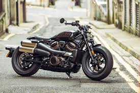 The models, rivals and verdict. Harley Davidson Sportster S Unveiled With New Chassis New Engine And New 14k Pricetag Mcn