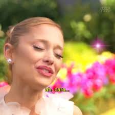 ariana talking abt why she chose to use “butera” in the credits of wicked &  her dads reaction