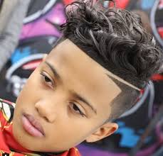 Teenage boys who want a lot of lengths and have naturally wavy or curly hair can easily allow the volume of their curls to create a unique design. 85 Stunning Wavy Hair Styles To Give Your Kids Attractive Look In 2021