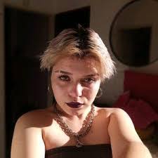 Nicole Sack's Instagram, Twitter & Facebook