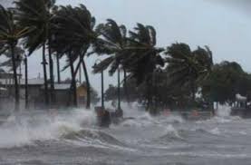 Cyclone Nisarga Update Red Alert In Mumbai Ndrf Teams Deployed Mumbai Shivers As Cyclone Nisarga Set To Make Landfall