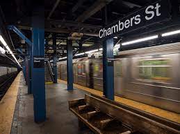 Chambers street station is on the ind eighth avenue line and is an express station with four tracks and two island platforms, but in an unusual layout: Chambers Street Station Irt Broadway Seventh Avenue Line Wikipedia