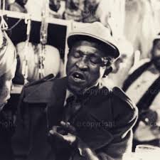 He was born to mary twala and ndaba mhlongo. Mshefane Twitter Search