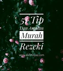 Amalan dzikir bisa dilakukan di mana saja, kapan saja dan dalam kodisi apapun. 51 Tip Dan Amalan Murah Rezeki