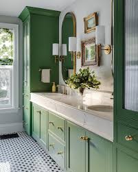 Celebrating St Patrick's Day 🍀 with these dreamy green moments! Drunmore  Single Sconces by AERIN Build: @covenant_llc Architecture: Helen F. Sides  Architecture Design: @blakelyinteriordesign 📷: @gregpremru Holborn Large  Lantern by Chapman &