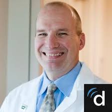 Dale Lin's Instagram, Twitter & Facebook