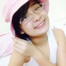 Kat Tran (@TranminhKat)