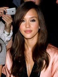 Hair a darker rown hair color. Jessica Alba S Best Hairstyles Ever Hairstyles Jessicaalba Celebrity Jessica Alba Hair Jessica Alba Hair Color Hair Beauty