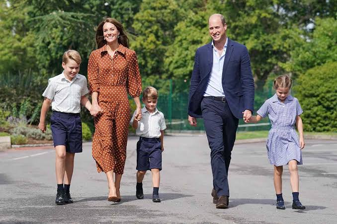 Prince George Visits Eton College with Kate Middleton, Prince William
