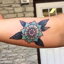 An American Traditional Flower Tattoo I Got From Randy Conner At Amillion Tattoo Traditional Tattoo Flowers Traditional Tattoo Tattoos