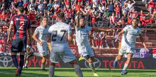 Liga profesional de fútbol de afa. Este Ciclon Ni Sopla