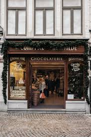 Bruges A Guide The Curious Pear Storefront Design Store Fronts Shop Fronts