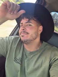 AVISO IMPORTANTE... Obs:.Chama🔥 q a live é amanhã 7:30. @Renato Garcia . .  . #live #yt #HUNTERS #fchunters #fãclube