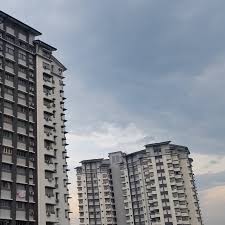 Untuk korang yang tak berapa familiar dengan kawasan kota kemuning, boleh rujuk peta di bawah. Lagoon Suite Kota Kemuning Home Facebook