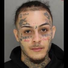 Aaron Lewin's Instagram, Twitter & Facebook