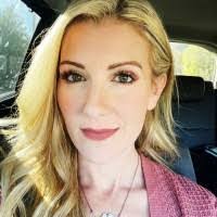 Christina Dowler's Instagram, Twitter & Facebook