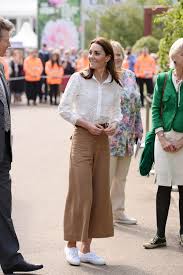 Another bold look for the duchess of cambridge. Kate Middleton Casual Style The Duchess Best Off Duty Outfits