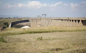 According to johannesburg water the latest water level figures show the dam is 97.28% full as of sunday morning the dam is expected to reach 100% later today or tomorrow. Vaal Dam Levels Drop To Grim State Dept Of Water And Sanitation