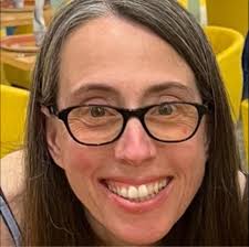 🤝 We enjoyed meeting Dr. Mary Alpine who has joined The Moncton Hospital  team. ➡️ Originally from Toronto, Dr. Alpine is a Physiatrist. A growing  field, physiatrists specialize in physical medicine and