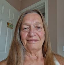 Does anyone know where in Carlow i could buy a guest book? Thank you!!