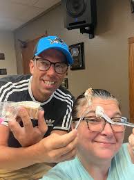 It's time for the Shoreline Shopping Show! Hoping everyone's phones are in  working condition and you can call the show!! 906-863-1340!! Listen to the  show live