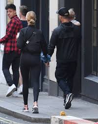 No, this is a fan page. Pin By Aaleka On Sporty And Stylish Jason Statham And Rosie Rosie Huntington Whiteley Street Style Jason Statham Rosie Huntington