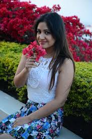 Beauty Galore HD : Prabhajit Kaur Hot Stylish And Dashing Mini Skirt