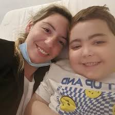 CONMOVEDOR MENSAJE DE LA MAMÁ DE KEVIN: "NO HAY NADA, NADIE QUE PUEDA  CALMAR LO DOLOROSA QUE ES ESTA NUEVA VIDA QUE ME TOCA" 🖤😢 #Leonela, la  #mamá de Kevin Ferrero, el