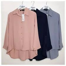 Apalagi bagi anda yang peduli akan perkembangan fashion yang modern, sudah pasti hal ini menjadi sebuah perhatian yang sangat khusus. Harga Atasan Wanita Terbaik Juli 2021 Shopee Indonesia