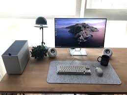 A minimalist home office design can help you save money, reduce stress, free up time, and focus more. Minimalist Home Office Completed Battlestations