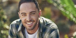 Love Never Fails James Avery 2025