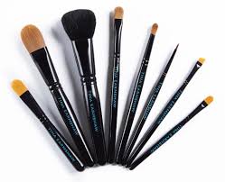 Tina brush, tina richie, tina h. Tina Earnshaw Brushes 11 Warpaintmag