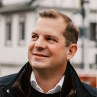 Martin Groth's Instagram, Twitter & Facebook