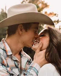 Mikayla Renee Cardwell (@mikayla.renee1374) • Instagram photos and videos